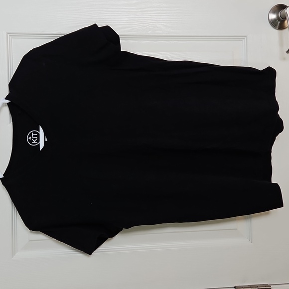 Men's black V-Neck - Picture 1 of 4